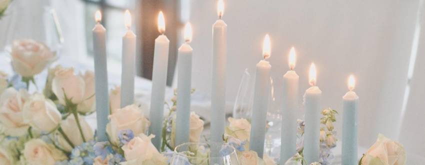 How To Recreate This Stunning French Blue & White Table For Chanukah