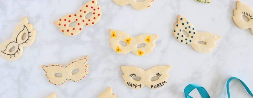Color Your Own Cookies (a.k.a THE Cutest Purim Craft Ever!)