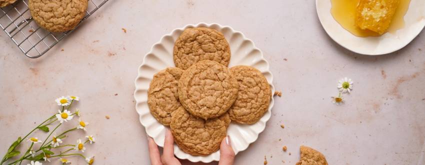 The BEST Honey Cookies and Cakes for Rosh Hashanah