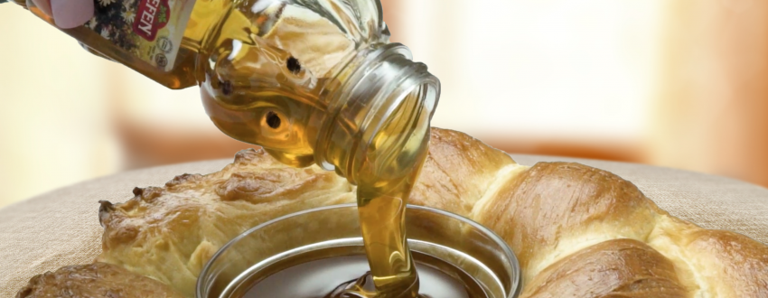 How to Use Honey to Make This the Rosh Hashanah of a Lifetime