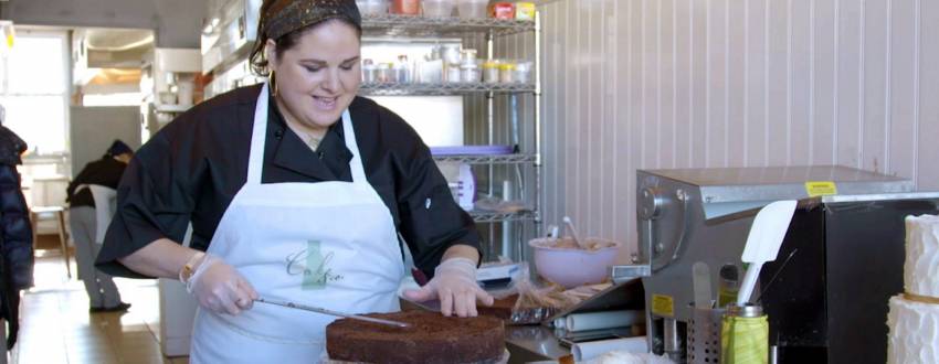 Meet Shaina, The Star of "Queen of Cakes"!
