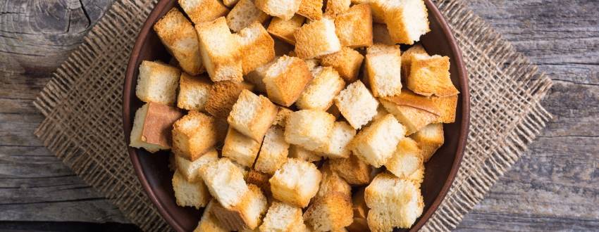 Snacking on Pita Chips or Bread Croutons? What’s the Bracha?