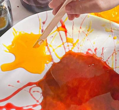 The Honey Painting Craft Your Kids Will Love For Rosh Hashanah