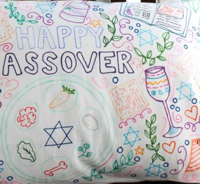 How To Make The Most Adorable Passover Pillowcases!