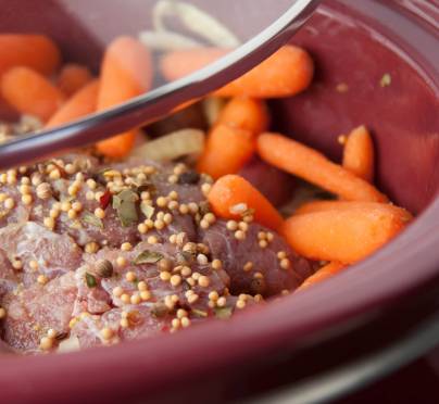 4 Easy Slow Cooker Recipes for Any Jewish Holiday