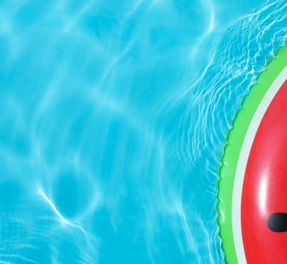 7 Fun Swimming Pool Activities For All Ages