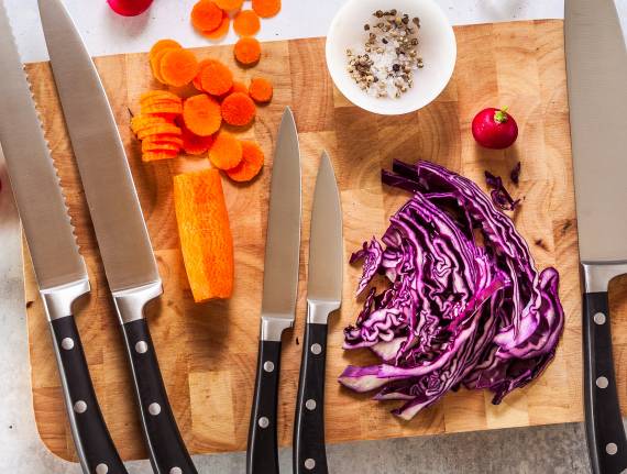 5 Knife Tips Every Adult Should Know