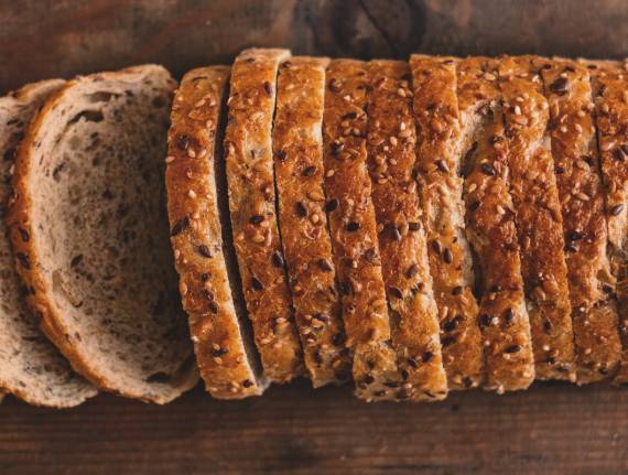 Finally! A Kosher Flaxseed Bread as Long-Lasting As It Is Tasty & Nutrient-Rich