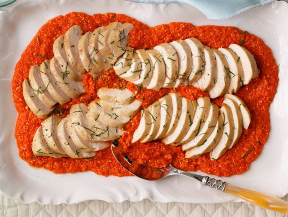 Poached Chicken with Roasted Red Pepper Sauce