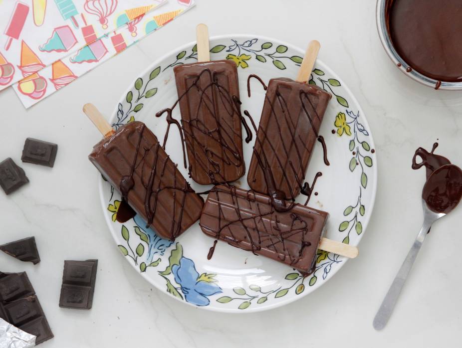 Homemade Chocolate Popsicles