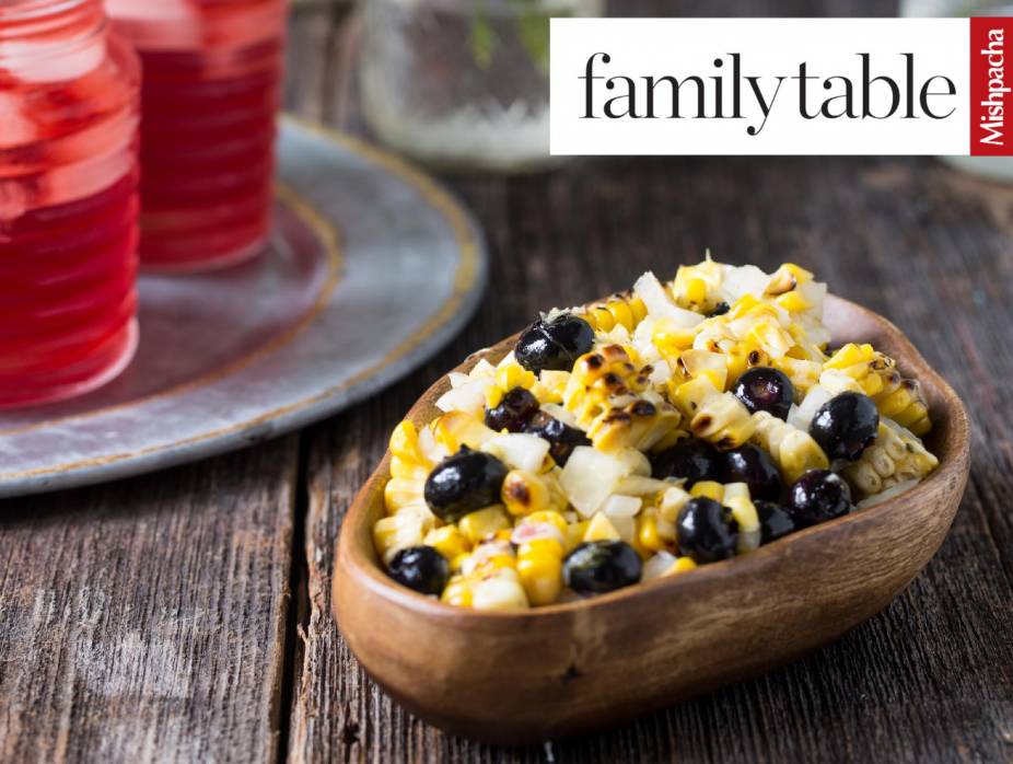 Grilled Corn and Blueberry Salad
