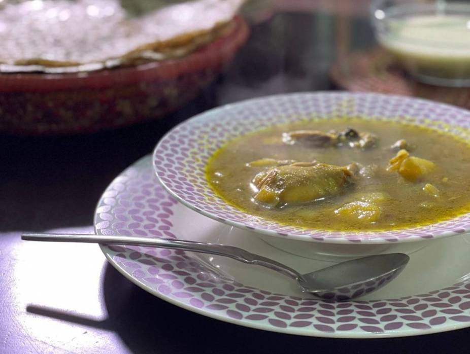Yemenite Chicken Soup