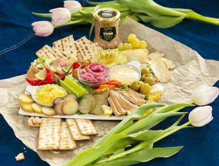 The Ultimate Passover Tuna Platter