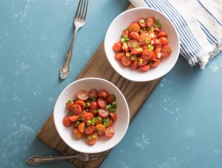 Low-Calorie Tomato Salad