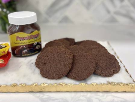 3-Ingredient Pesek Zman Chocolate Cookies
