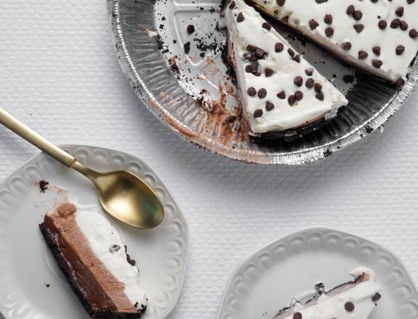 No-Bake Chocolate Cream Pie