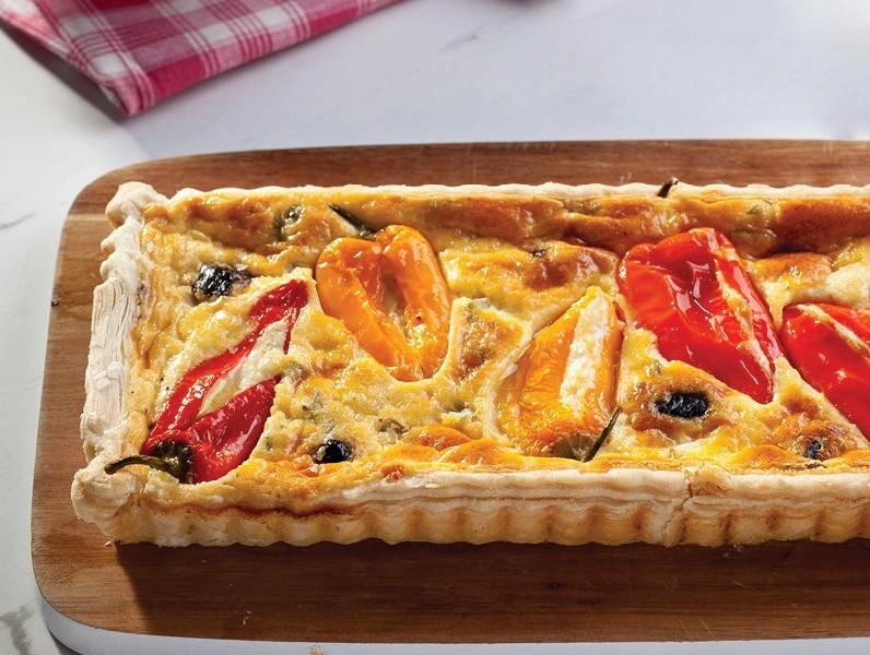 Creamy Stuffed Peppers in Puff Pastry
