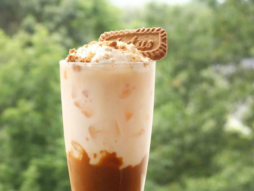 Lotus Iced Latte