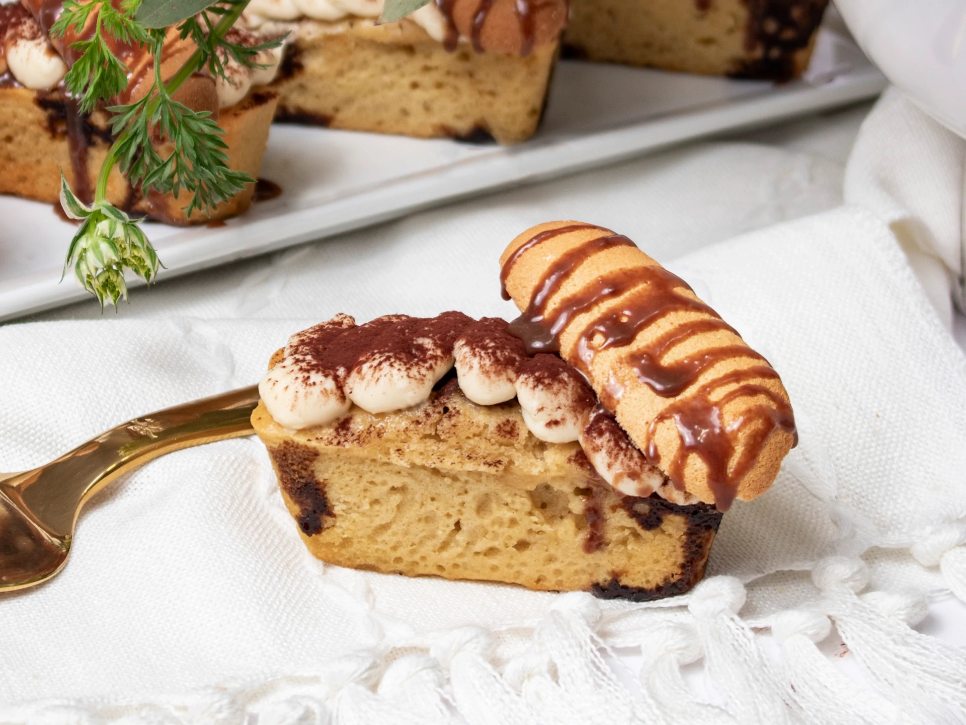 Tiramisu Muffin Logs