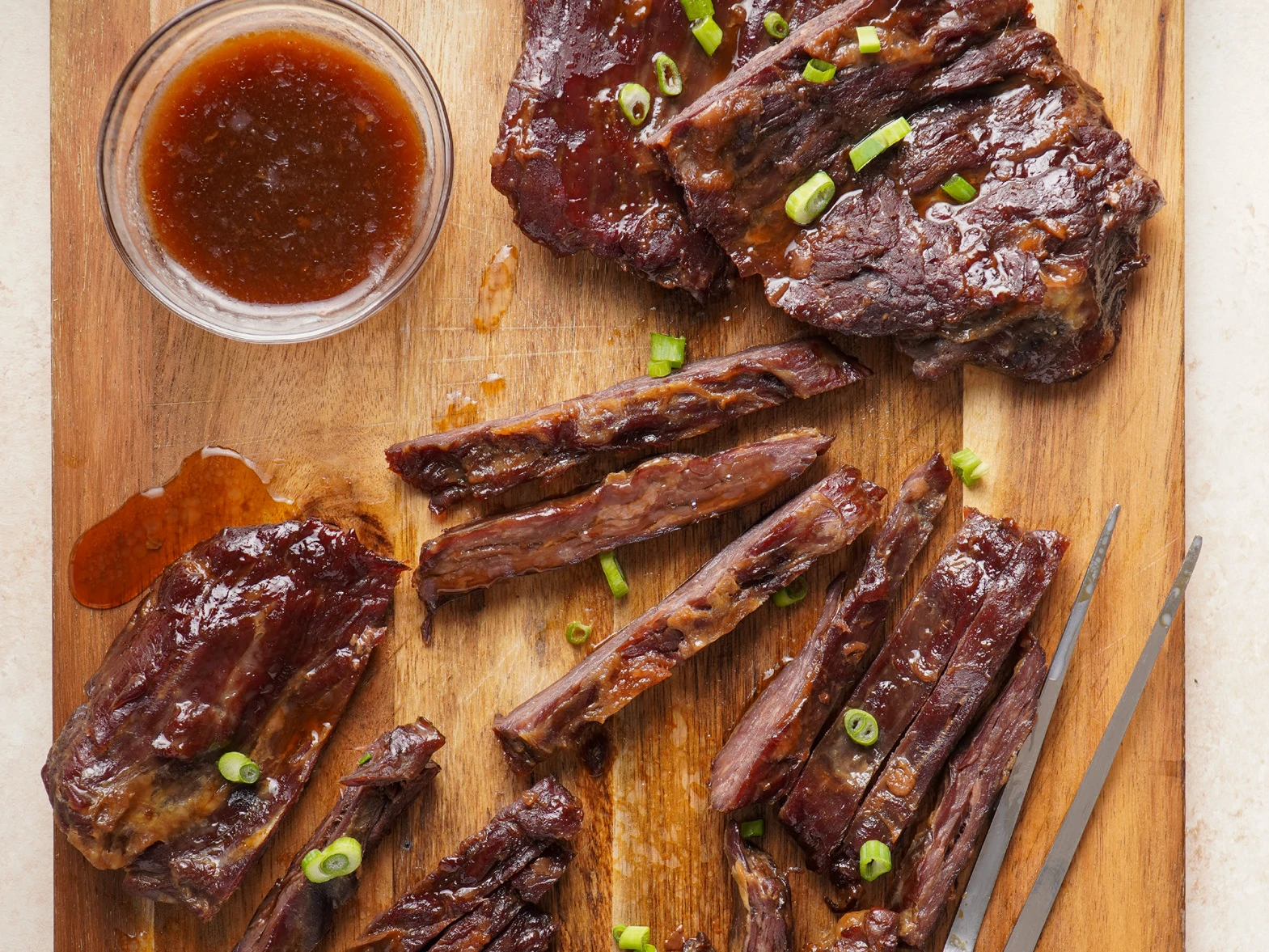 Sweet and Savory Slow-Cook Skirt Steak