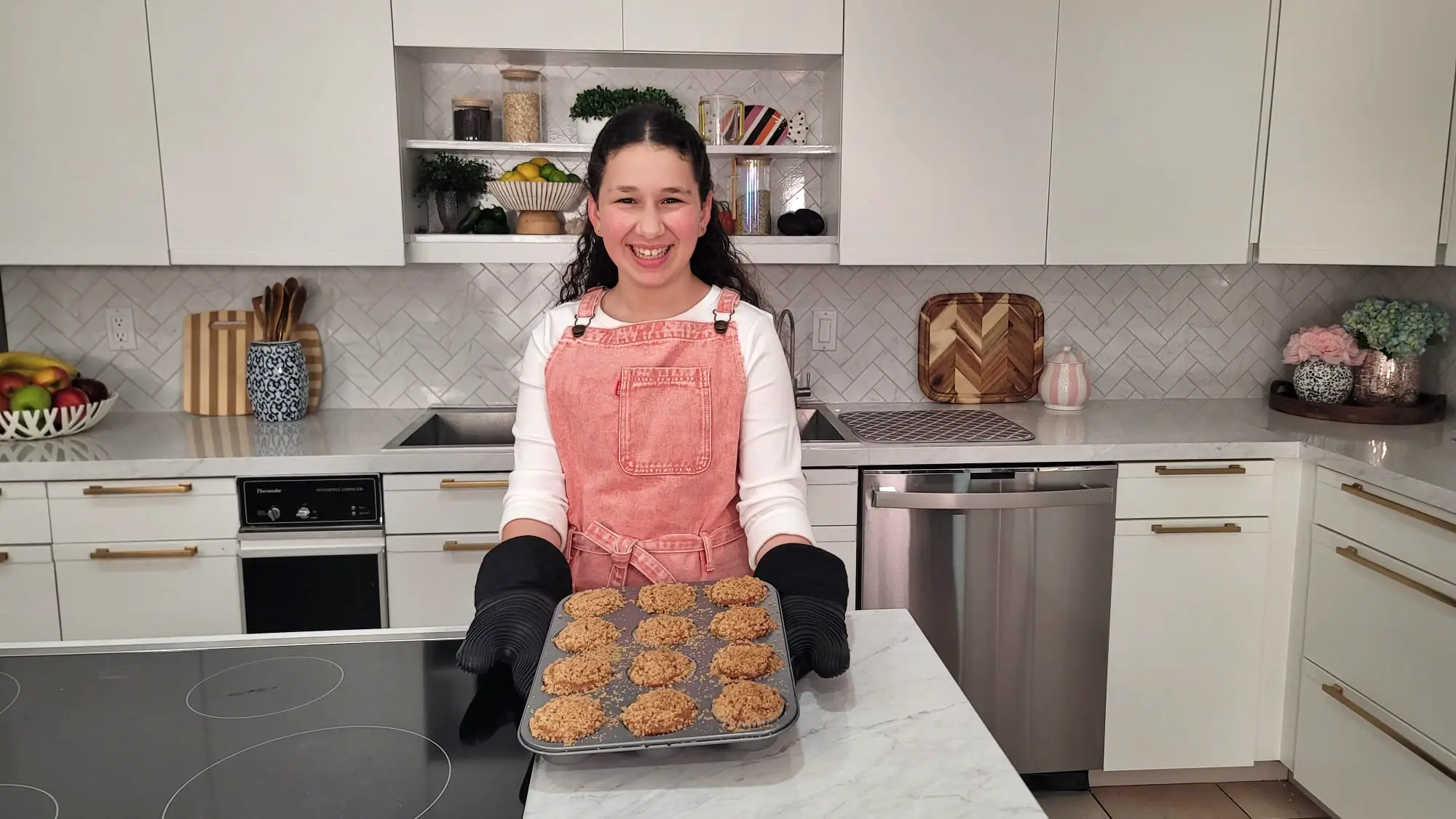 Apple Cinnamon Crumb Muffins