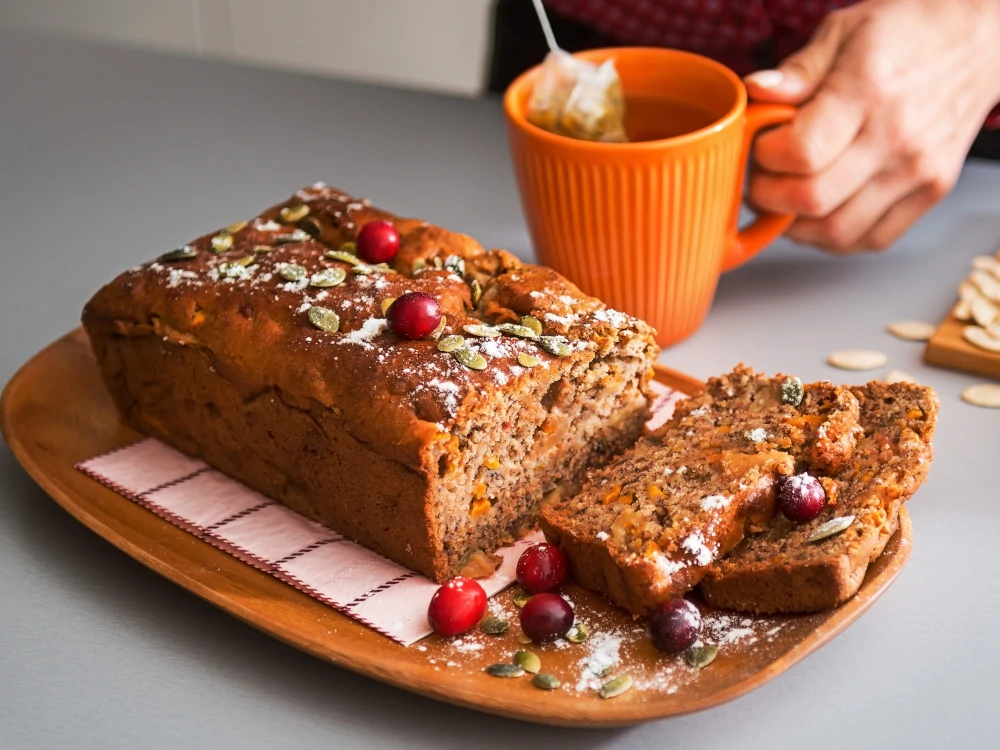 Pumpkin Cranberry Cake