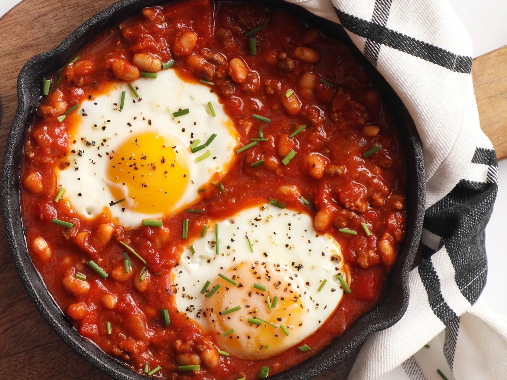 Chock-full-of-Protein Shakshuka
