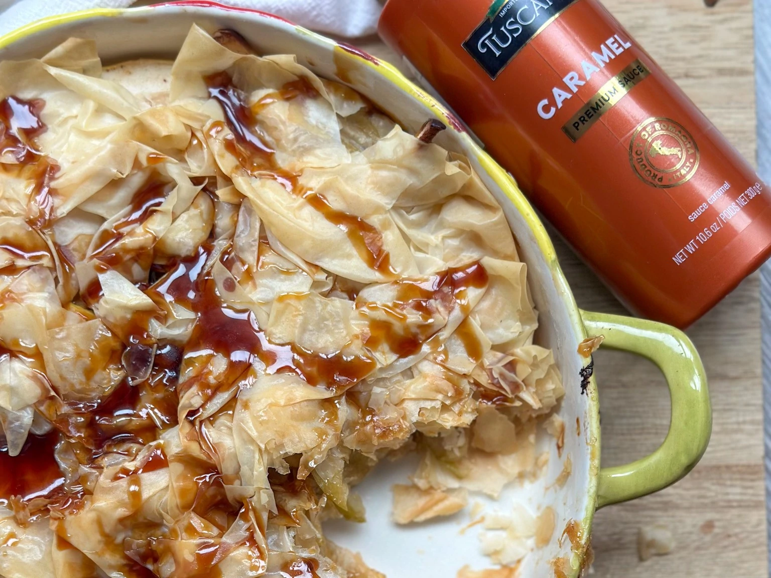 Caramel Apple Crinkle Pie