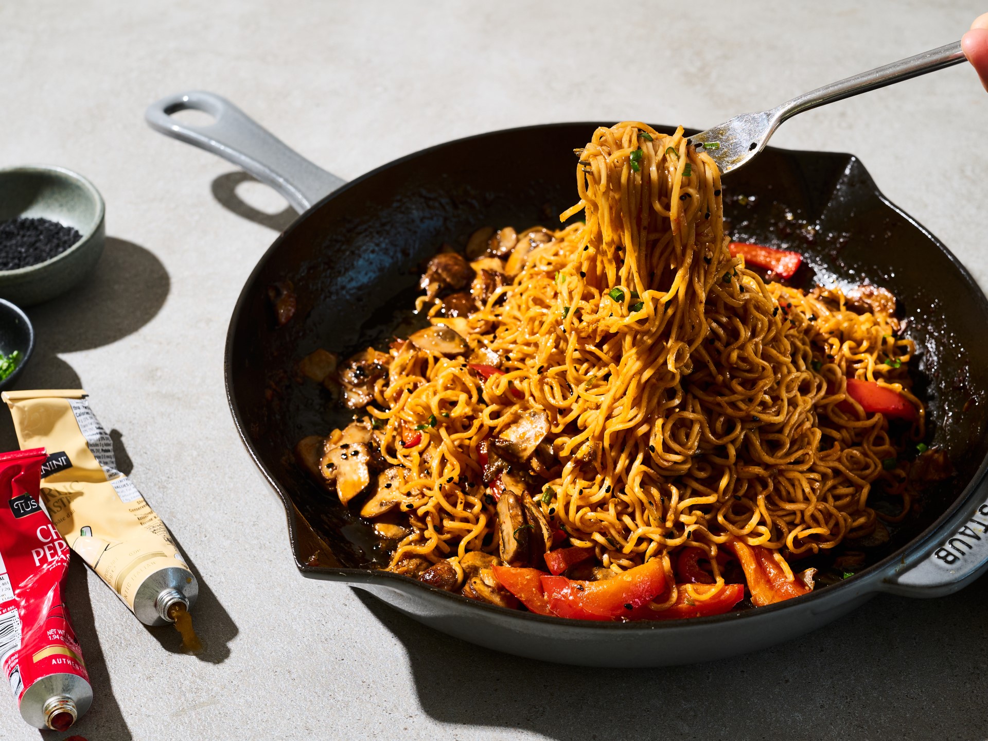 Spicy Chili-Garlic Asian Noodles