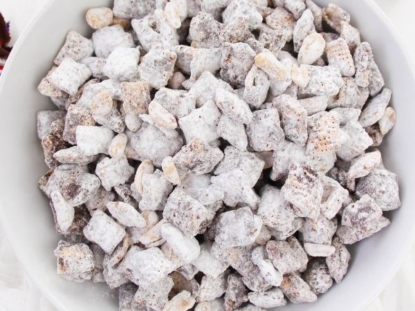 Snickers Muddy Buddies